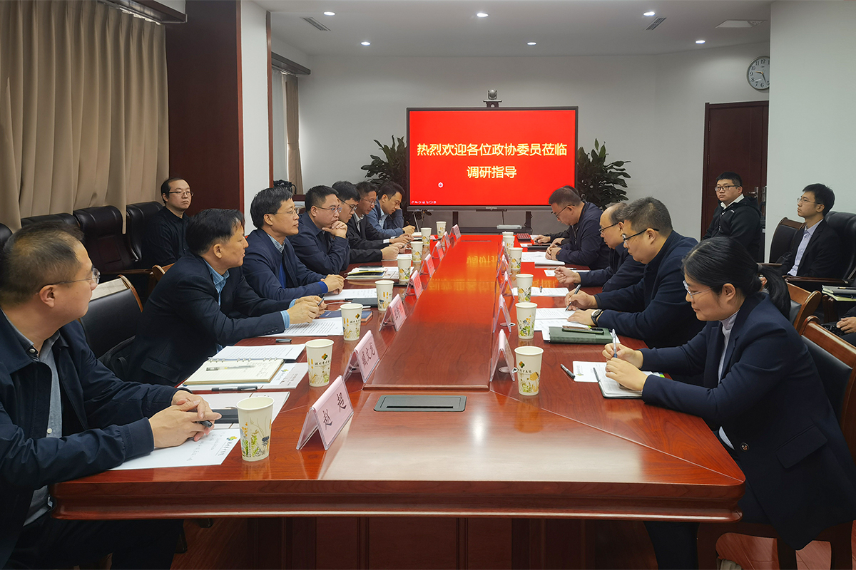 我司董事長參加濰坊市政協“知情明政”活動，走進濰坊市中醫院調研信息化建設工作