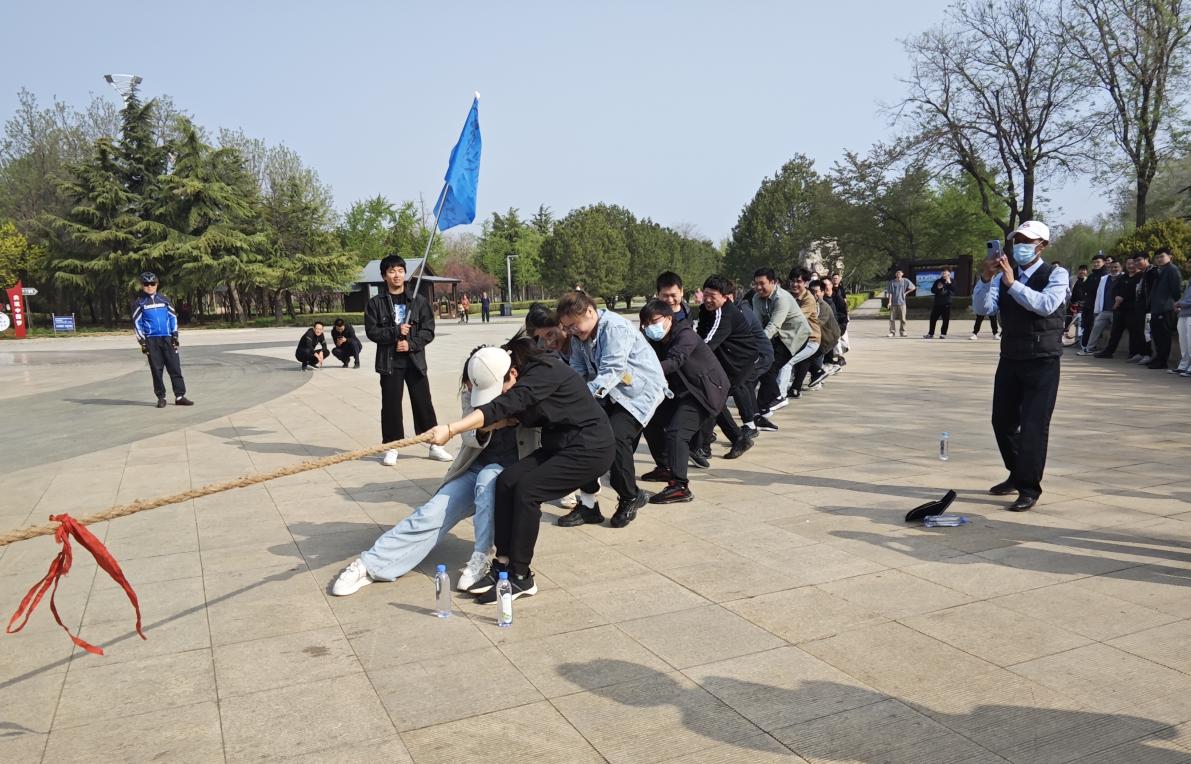 赴春日之約-環球軟件開展“擁抱自然·迎接春天”團建活動